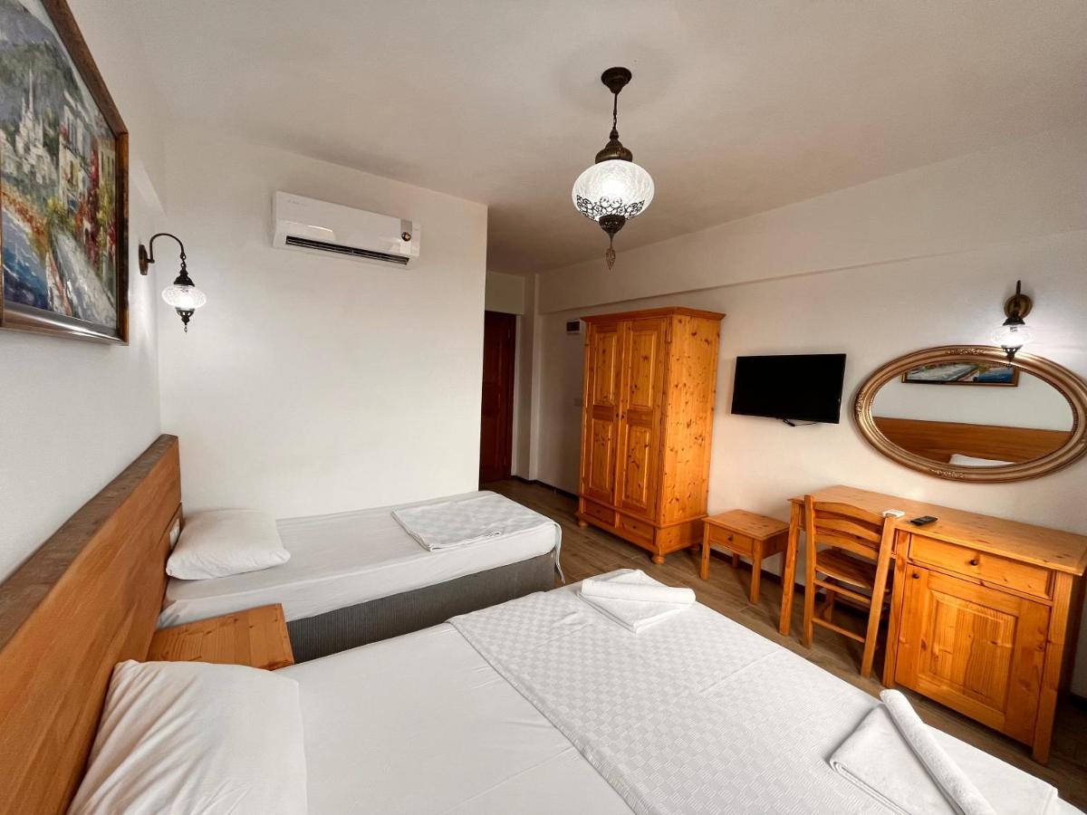 Sukha Inn Hotel & Beach 보즈자아다 외부 사진