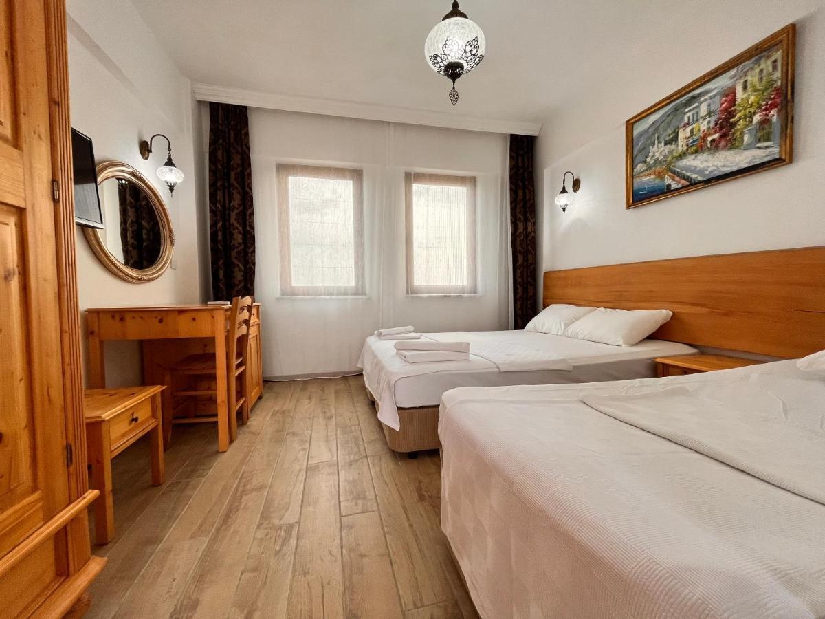 Sukha Inn Hotel & Beach 보즈자아다 외부 사진